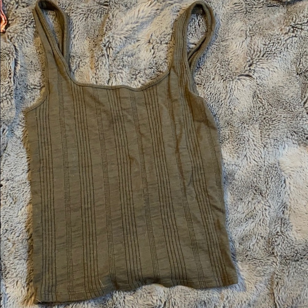 american eagle tank top